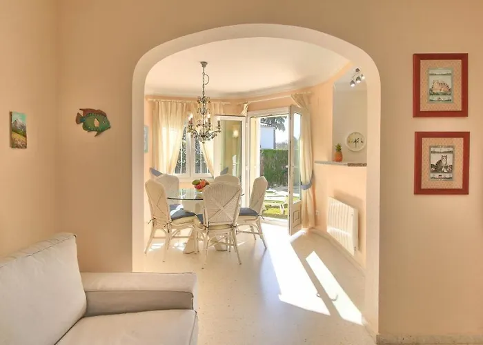 Nova Ql By Carlosferien Villa Oliva